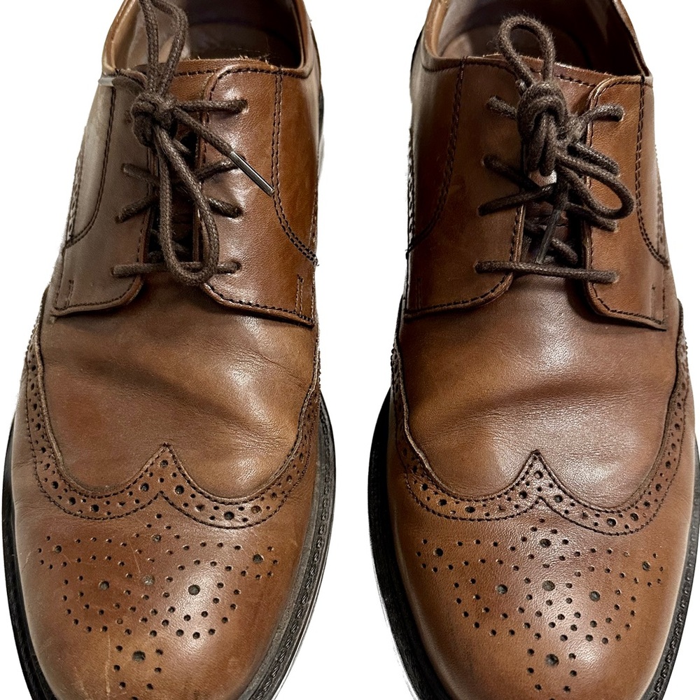 Johnston & Murphy Wingtip Oxford